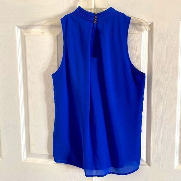 Naked Zebra High Neck Back Opening Sleeveless Top - Picture 5 of 7